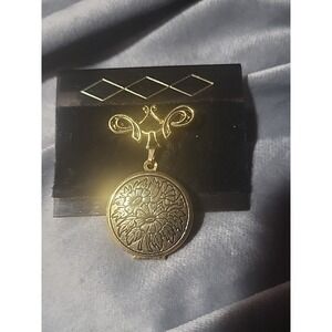 vintage floral locket pin brooch ornate‎ bow